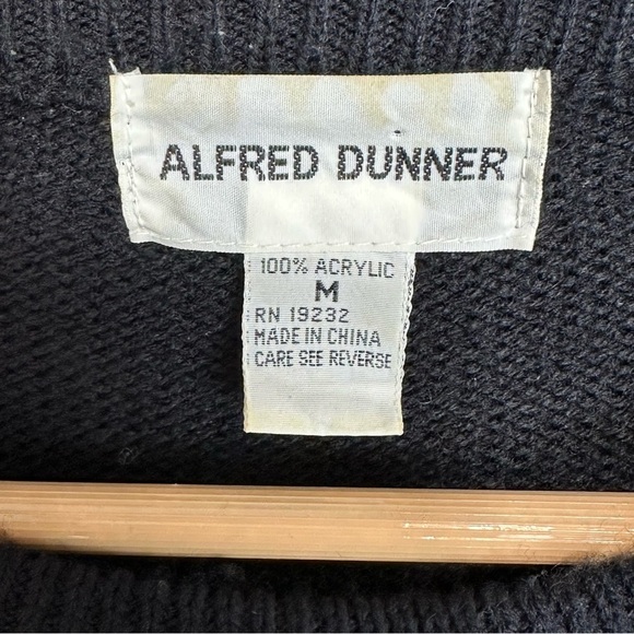 Alfred Dunner Sweater Knit Iridescent Sequin Diamond Design Size M - Picture 7 of 7